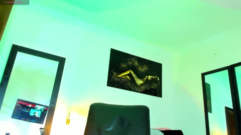 Kimberly Banks online show from 04-17-26, 10:51