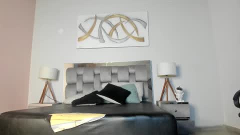 Snapshot of kimberlycoxxx chatting on 09-21-25, 04:03 kimberly online show from 09-21-25, 04:03