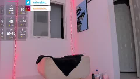 Snapshot of kimberlykors_ chatting on 06-18-26, 08:58 Kimberly online show from 06-18-26, 08:58
