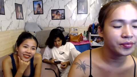 Snapshot of kimchuueee chatting on 08-07-26, 12:29 kimchuueee online show from 08-07-26, 12:29