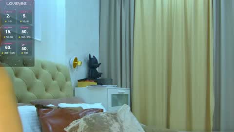 KIm online show from 05-10-26, 05:51
