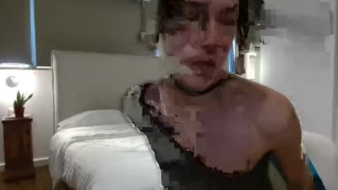 Kim  online show from 01-17-26, 02:33