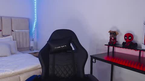 KimGeorgia online show from 02-09-25, 12:28