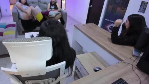 Camila online show from 12-17-25, 01:39