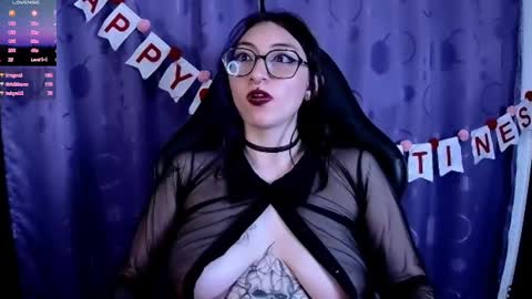 Snapshot of kimlennox_ chatting on 02-07-25, 01:47   online show from 02-07-25, 01:47