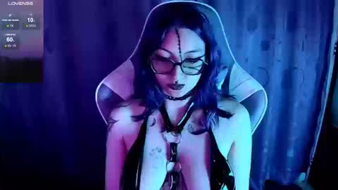 Snapshot of kimlennox_ chatting on 09-13-25, 01:22   online show from 09-13-25, 01:22