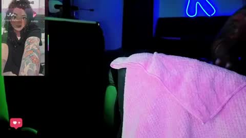 Snapshot of kimmiakiss22 chatting on 06-19-26, 03:44 Kimmi online show from 06-19-26, 03:44