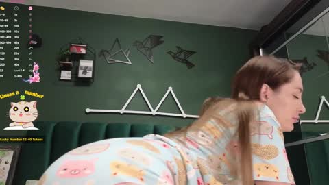 Kimmie online show from 12-02-25, 07:20