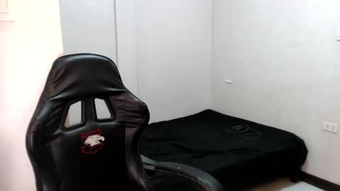 Snapshot of kimmy_fuckinggreat chatting on 12-07-24, 05:15 kim ejara online show from 12-07-24, 05:15