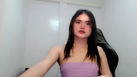 Snapshot of kimmy_fuckinggreat chatting on 02-27-25, 08:20 kim ejara online show from 02-27-25, 08:20