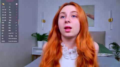 Snapshot of kimplusvibes chatting on 02-12-26, 06:52 online on Wednesday online show from 02-12-26, 06:52