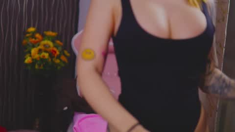 KimSkye online show from 02-21-25, 04:07