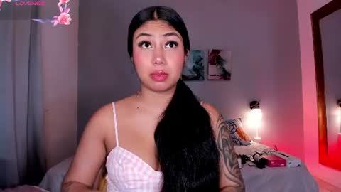 Snapshot of kimtayloor chatting on 07-17-26, 03:02 Kim online show from 07-17-26, 03:02