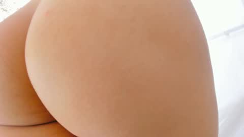 Snapshot of kimthompsonn chatting on 01-27-25, 09:02 Kim Thompson online show from 01-27-25, 09:02