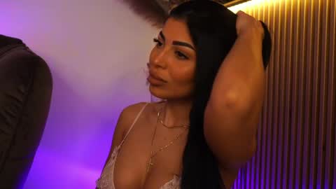 Andreea online show from 04-18-26, 08:53