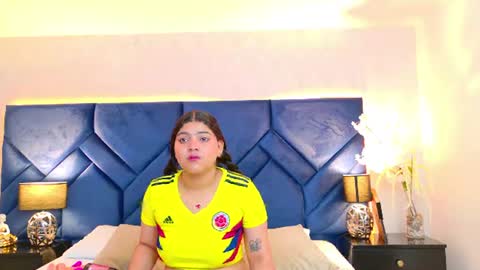 Im KimyGrace  online show from 06-24-26, 12:37
