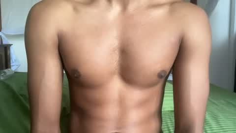 Snapshot of kinda_horny_right_now chatting on 06-19-26, 06:51 Isaac online show from 06-19-26, 06:51