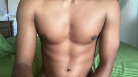 Snapshot of kinda_horny_right_now chatting on 06-30-26, 04:13 Isaac online show from 06-30-26, 04:13