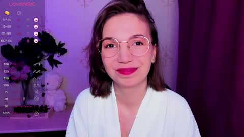 Hazel online show from 03-01-26, 12:23