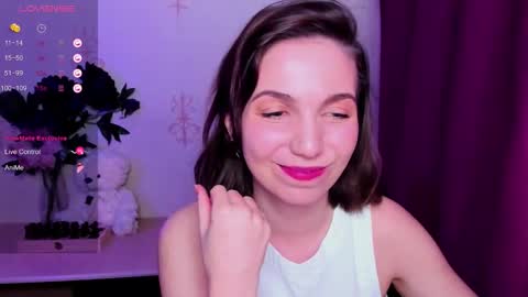 Hazel online show from 03-07-26, 01:13