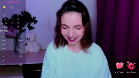 Hazel online show from 05-30-26, 02:41
