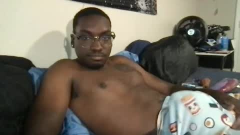 Snapshot of king_lj293 chatting on 06-25-26, 06:34 king lj online show from 06-25-26, 06:34