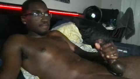 Snapshot of king_lj293 chatting on 07-11-26, 04:43 king lj online show from 07-11-26, 04:43