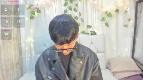 Snapshot of king_luxury1 chatting on 07-29-26, 12:14 King online show from 07-29-26, 12:14