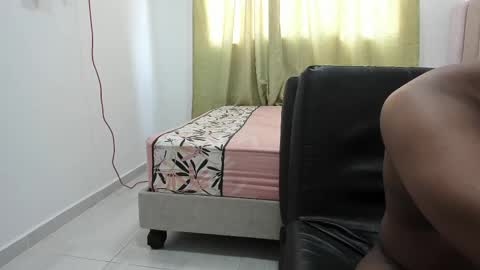 Snapshot of king_men2 chatting on 03-09-25, 05:28 king_men2 online show from 03-09-25, 05:28