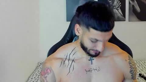 Snapshot of king_of_kings__ chatting on 11-11-25, 10:54 king_of_kings__ online show from 11-11-25, 10:54