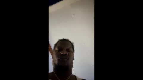 Snapshot of kingandqueen44444 chatting on 02-02-26, 04:11 kingandqueen44444 online show from 02-02-26, 04:11