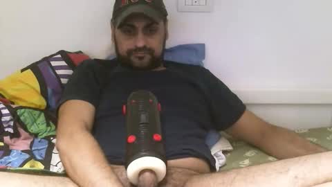 Snapshot of kingcorvo82 chatting on 10-19-25, 02:18  ivano corona  online show from 10-19-25, 02:18