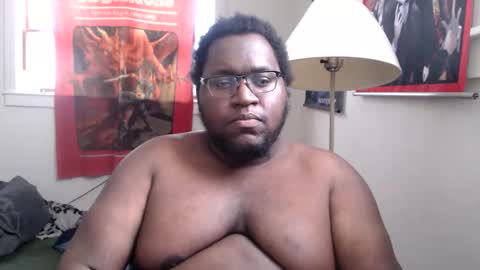 Snapshot of kinggrizzom chatting on 01-06-26, 07:28 Tyrell online show from 01-06-26, 07:28