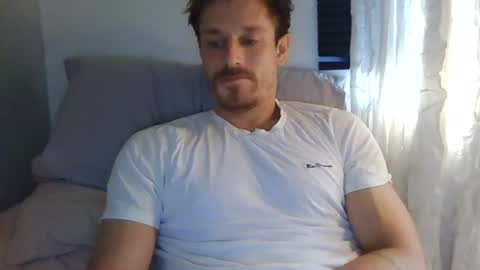 Snapshot of kingharold92 chatting on 06-23-26, 05:44 kingharold92 online show from 06-23-26, 05:44