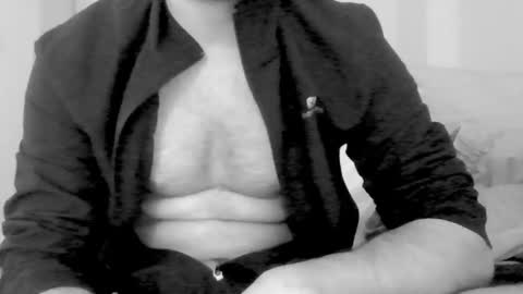 Snapshot of kingindisguise69 chatting on 02-15-25, 05:07 kingindisguise69 online show from 02-15-25, 05:07