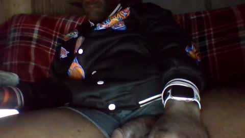 Snapshot of kingjaahnba chatting on 06-01-26, 04:36 kingjaahnba online show from 06-01-26, 04:36