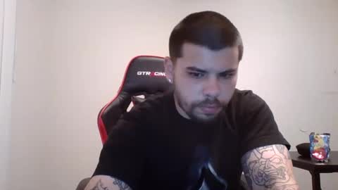 Snapshot of kingjames0627 chatting on 01-25-25, 01:43 James online show from 01-25-25, 01:43
