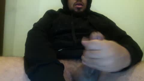 Snapshot of kingkumz1 chatting on 02-28-25, 11:25 king online show from 02-28-25, 11:25