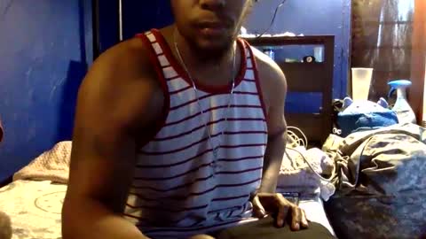 Snapshot of kinglibra420 chatting on 01-10-25, 07:00 loyal fuck online show from 01-10-25, 07:00