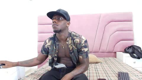 Snapshot of kingmaverickx chatting on 04-05-26, 08:33 kingmaverickx online show from 04-05-26, 08:33