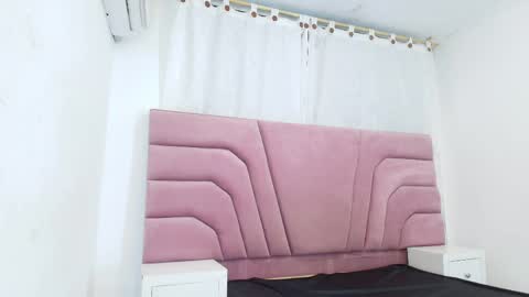 Snapshot of kingmaverickx chatting on 04-07-26, 03:18 kingmaverickx online show from 04-07-26, 03:18