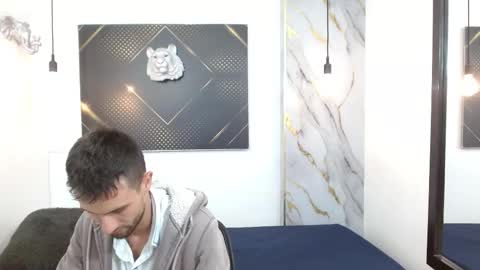 KING  online show from 03-15-26, 03:34