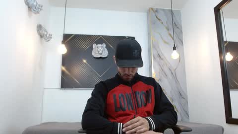 KING  online show from 03-22-26, 03:10