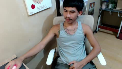 Snapshot of kingscock18 chatting on 07-03-26, 01:39 ALVIN online show from 07-03-26, 01:39