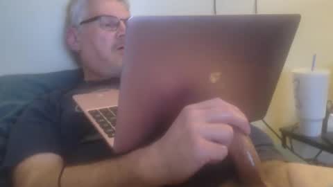 kingtongue10 online show from 02-20-26, 05:59