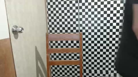 Snapshot of kingvoltage chatting on 02-25-26, 10:08 Yuki online show from 02-25-26, 10:08