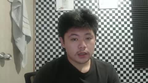 Snapshot of kingvoltage chatting on 02-28-26, 04:24 Yuki online show from 02-28-26, 04:24