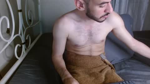 Snapshot of kingxlove23 chatting on 10-09-25, 05:27 Jason ONLINE 1230 am - 330am GMT-4 online show from 10-09-25, 05:27