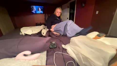 kinkikittiekat online show from 05-16-26, 04:20