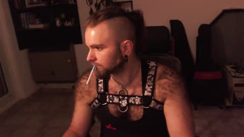 Snapshot of kinkracc chatting on 09-18-25, 07:10 kinkRacc online show from 09-18-25, 07:10